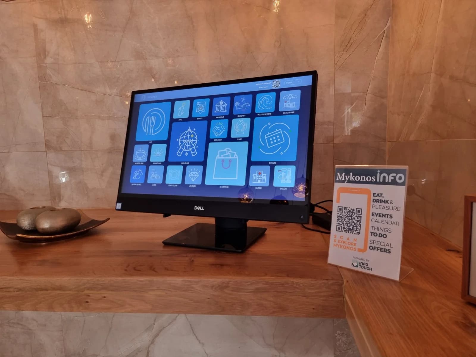 Info Touch εγκατάσταση σε ξενοδοχείο
